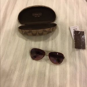 Coach aviator sunglasses
